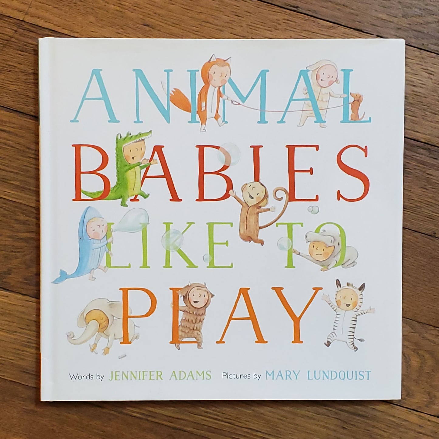 GB Animal Babies Like to Play