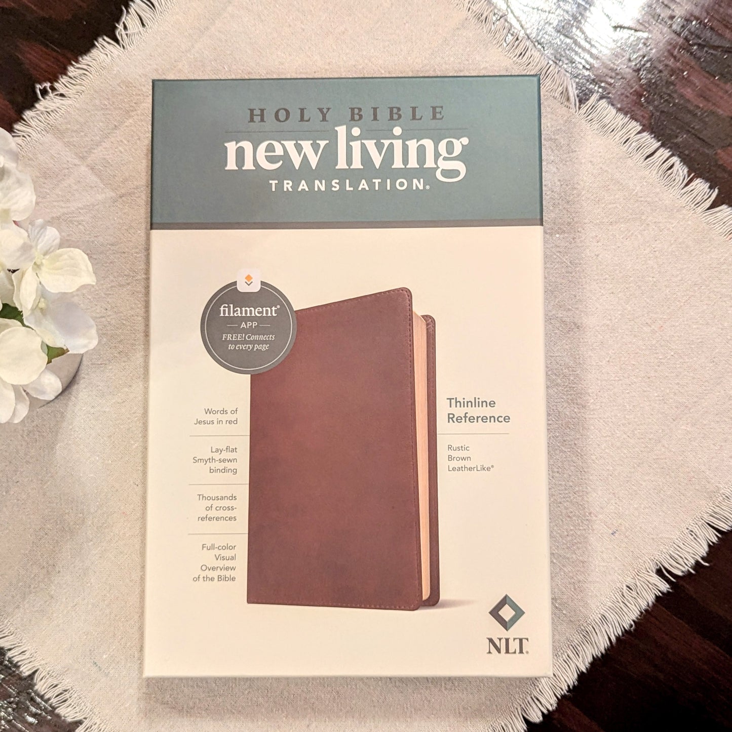 NLT Thin Reference Bible