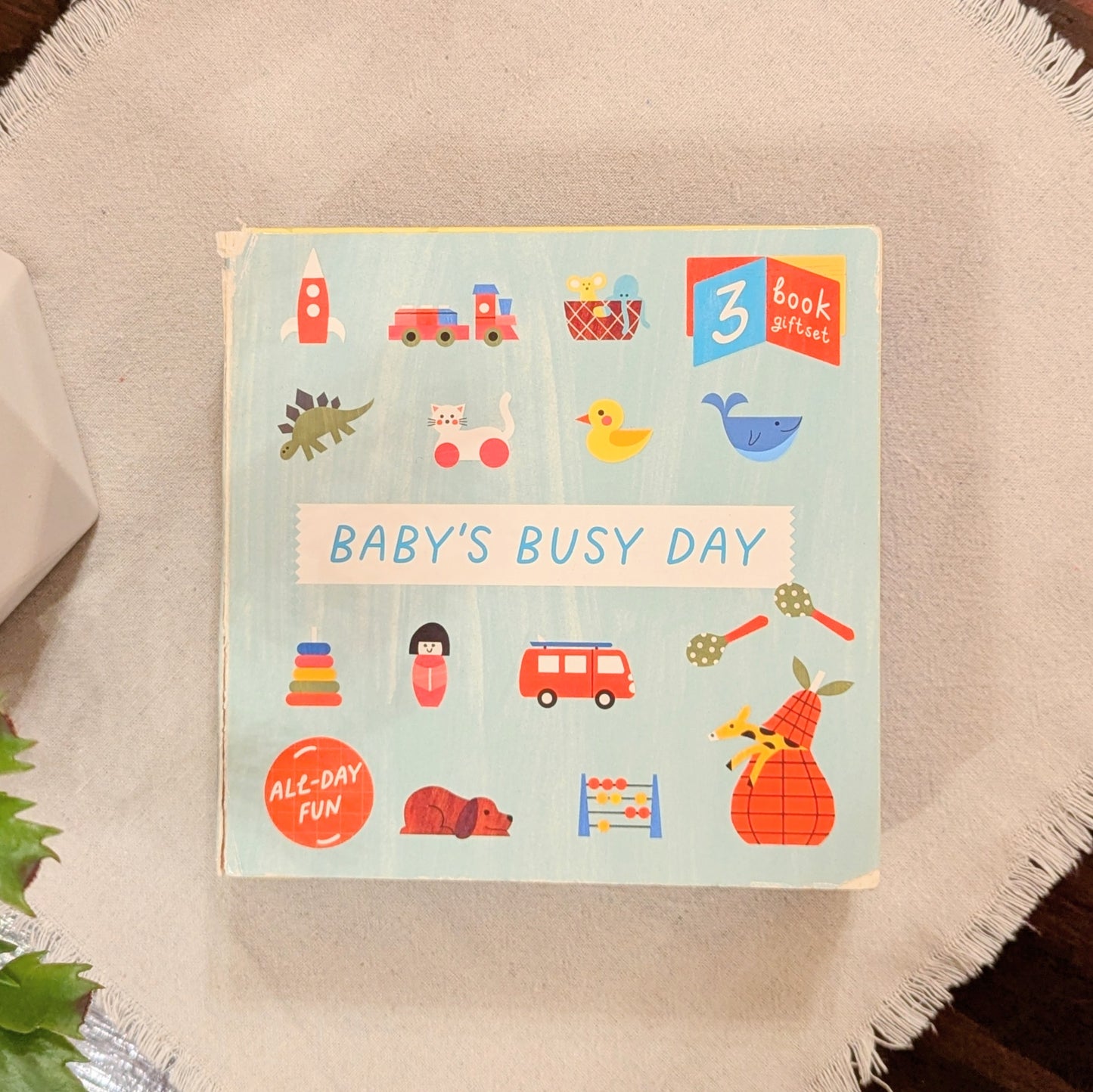 GB Board Book - Baby's Busy Day