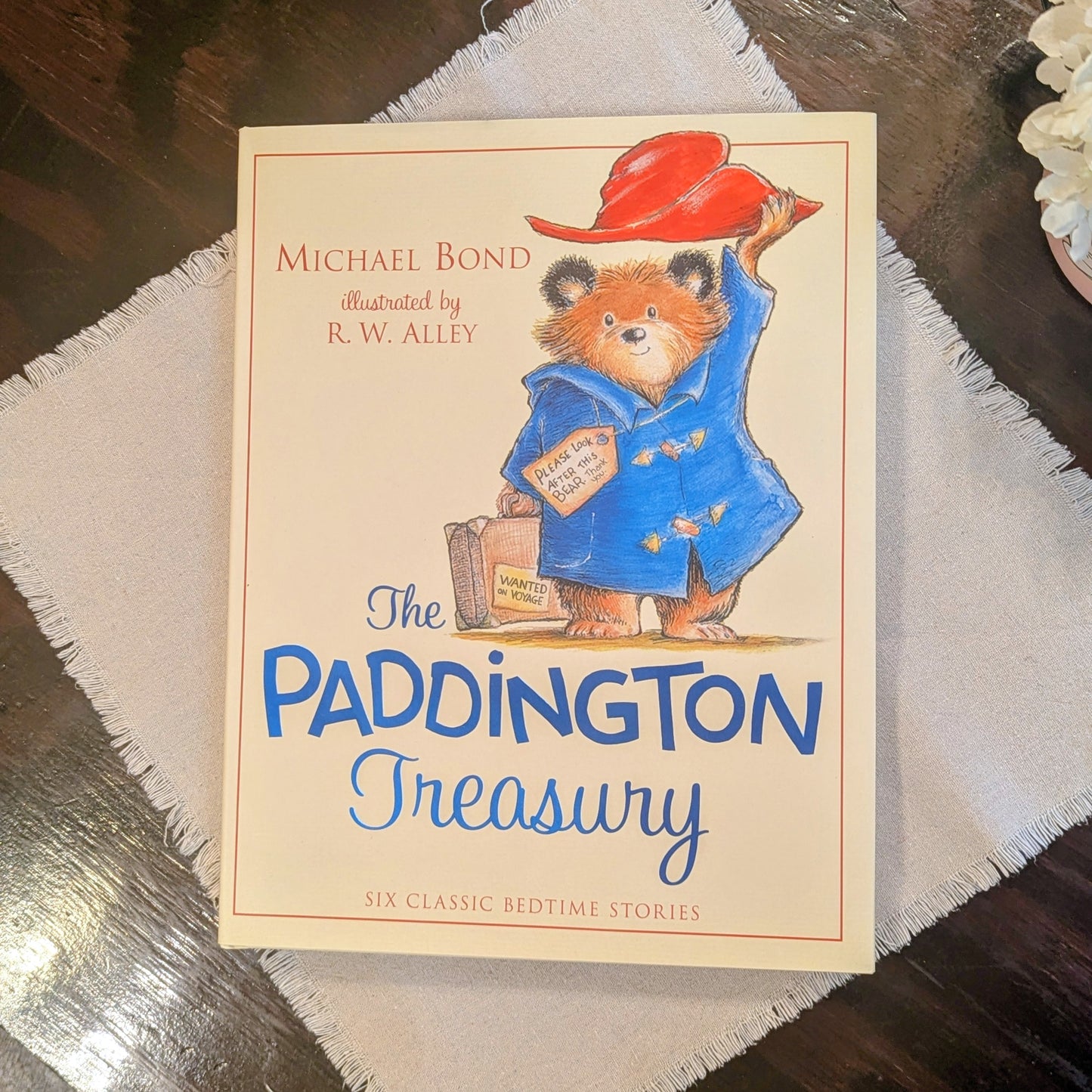 The Paddington Treasury - Six Classic Bedtime Stories